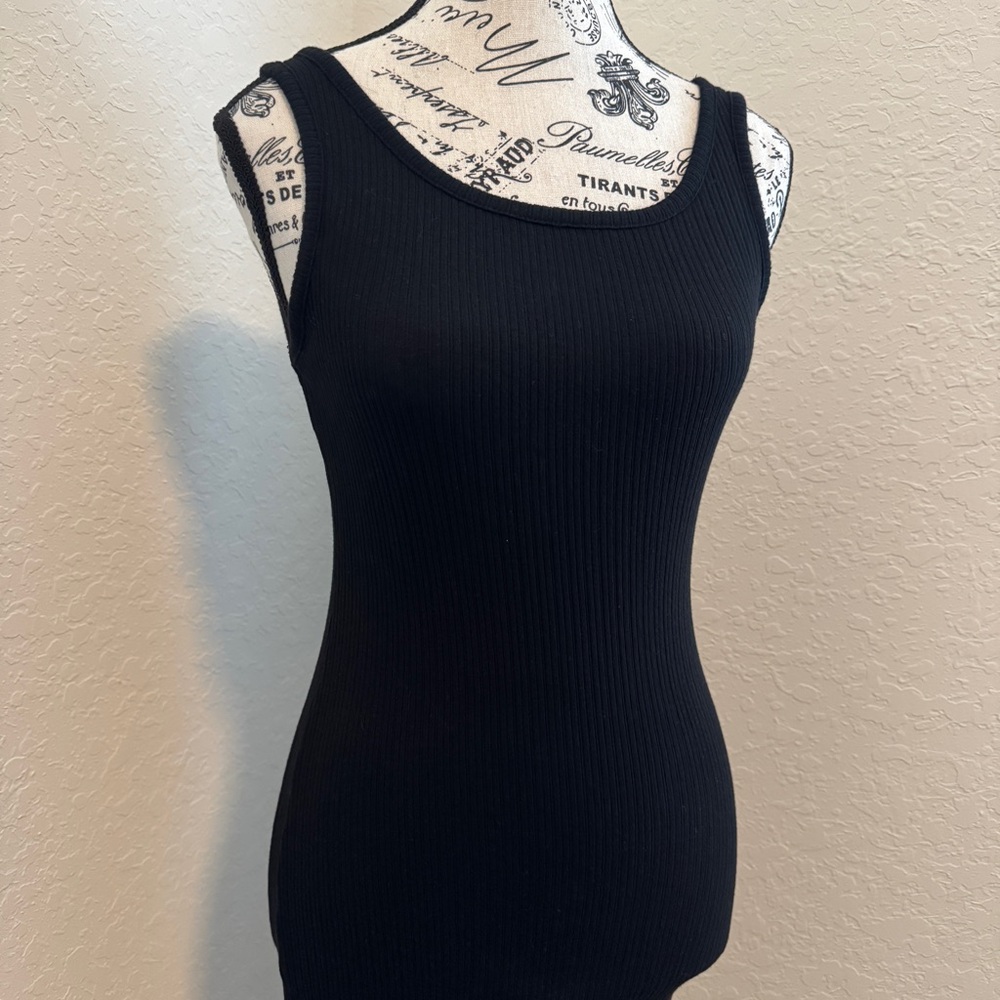 Ambiance Medium M Women’s Black Ribbed Tank Top Muscle Shirt